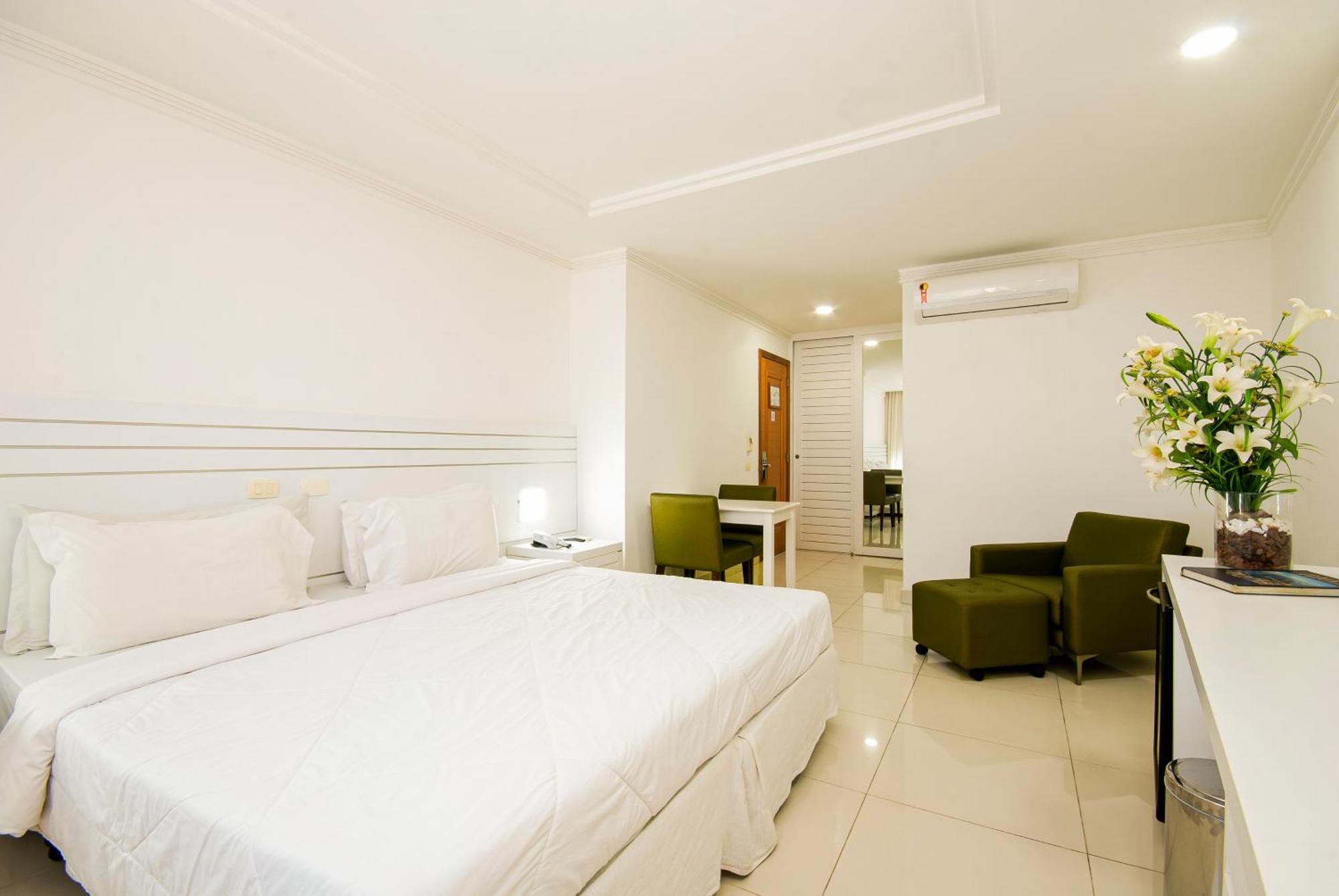 Hotel Bandeirantes — Photos 1